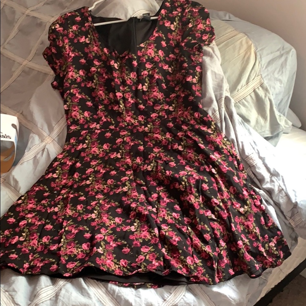 Floral forever 21 dress